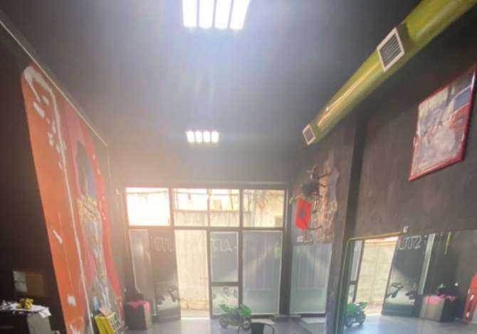 Ambient biznesi me qera 1+1 ne Tirane - 40,000 Leke