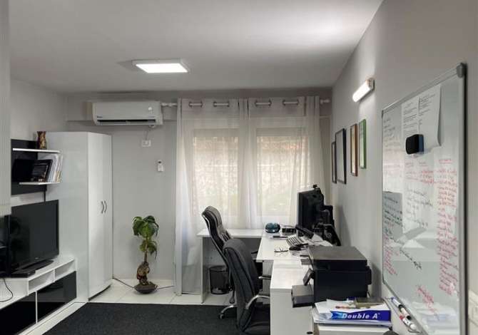 Ambient biznesi me qera 3+1 ne Tirane - 450 Euro
