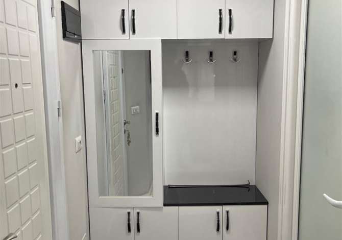 Jepet zyre e kompletuar pas Fakultetit te Shkencave , rruga haxhi hysen daliu