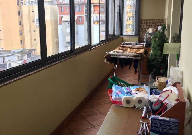 Shtepi me qera 3+1 ne Tirane - 900 Euro