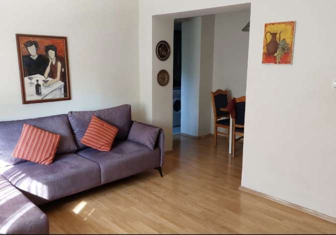 Shtepi me qera 2+1 ne Tirane - 600 Euro