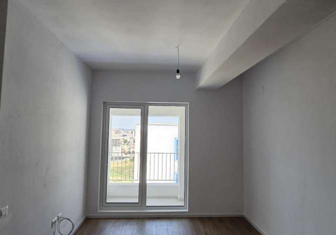 Shtepi me qera 1+1 ne Tirane - 30,000 Leke