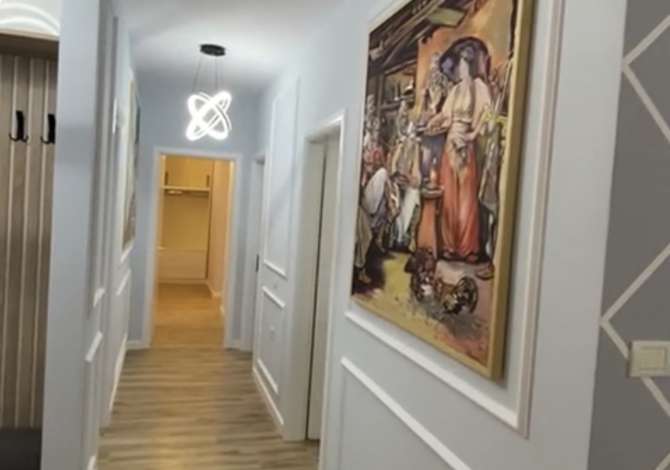 Shtepi me qera 3+1 ne Tirane - 800 Euro