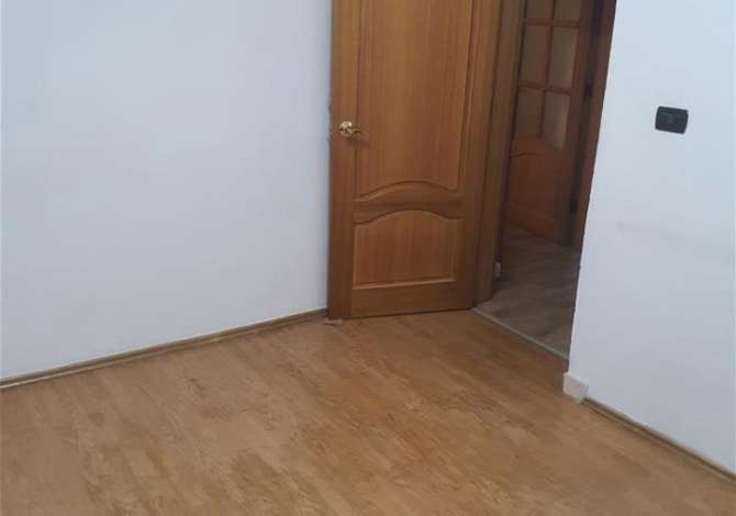 Ambient biznesi me qera 3+1 ne Tirane - 60,000 Leke