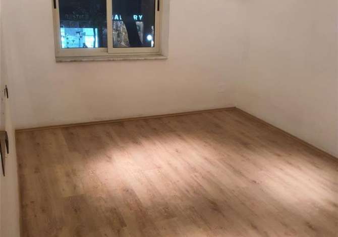 Jepet apartament 1+1 me qera ne Myslym Shyr , intersporti , rruge kryesore 