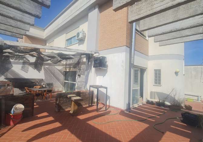 Shtepi ne shitje 3+1 ne Tirane - 215,000 Euro