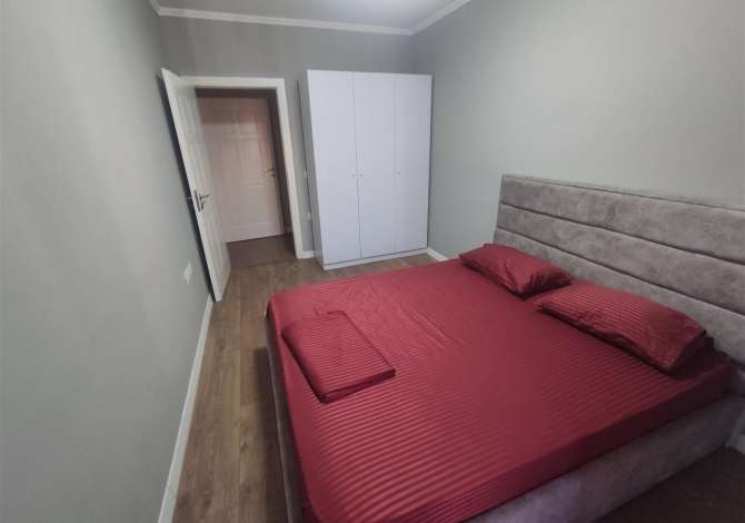 Shtepi me qera 1+1 ne Tirane - 50,000 Leke