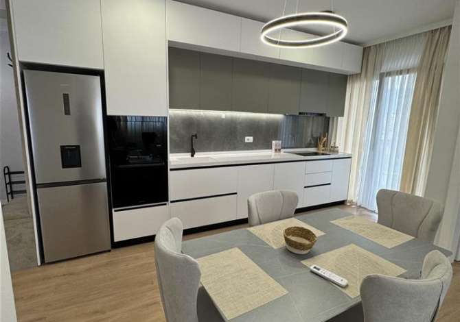 Shtepi me qera 2+1 ne Tirane - 1,200 Euro