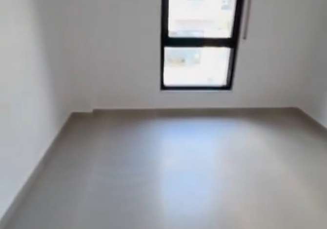 Ambient biznesi me qera 3+1 ne Tirane - 600 Euro