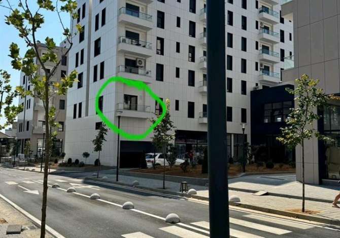 Ambient biznesi me qera 3+1 ne Tirane - 600 Euro