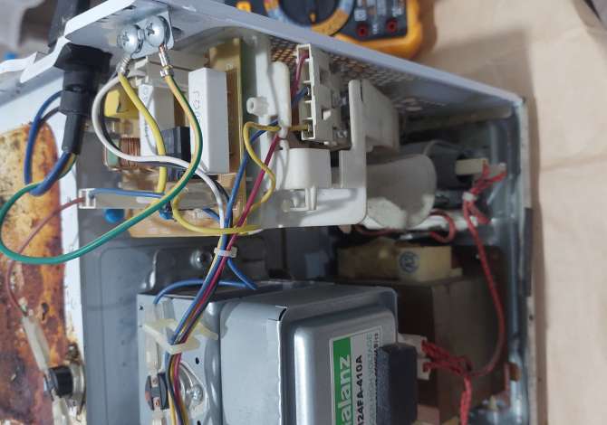 Professional Services a Tirana - 2,000 Leke