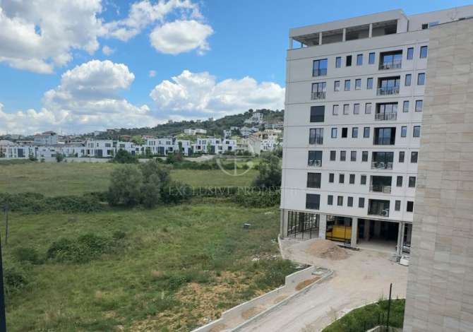 Shtepi ne shitje Apartament ne Tirane, 2+1, Mobilimi Bosh, pa mobiluar, Pagesa 300,000  Euro.