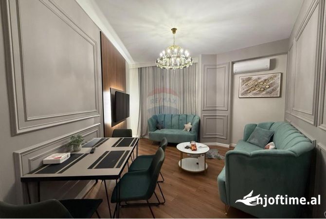 Shtepi me qera Apartament ne Tirane, 2+1, Mobilimi E mobiluar, Pagesa 800  Euro.