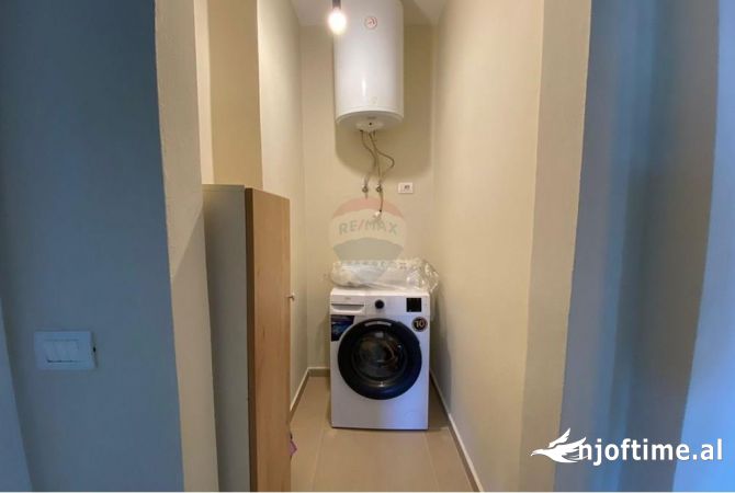 Shtepi me qera Apartament ne Tirane, 1+1, Mobilimi E mobiluar, Pagesa 450  Euro.