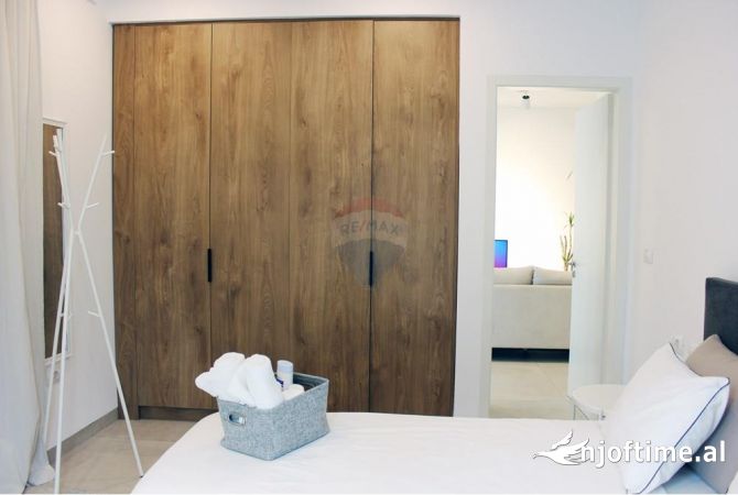 Shtepi me qera Apartament ne Tirane, 1+1, Mobilimi E mobiluar, Pagesa 650  Euro.