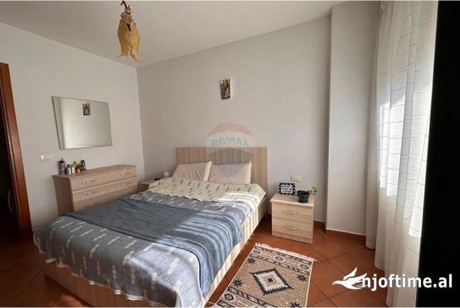 Shtepi me qera 1+1 ne Tirane - 620 Euro