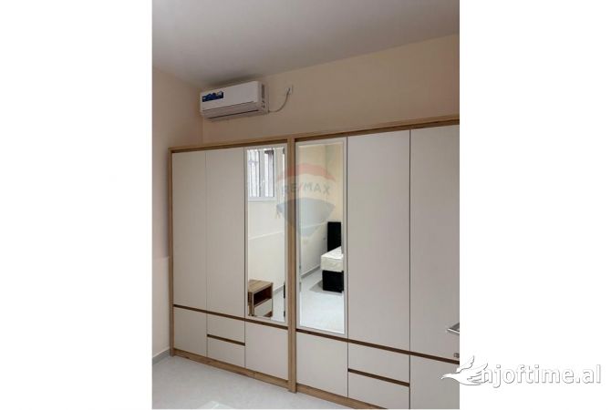 Shtepi me qera Apartament ne Tirane, 1+1, Mobilimi E mobiluar, Pagesa 450  Euro.