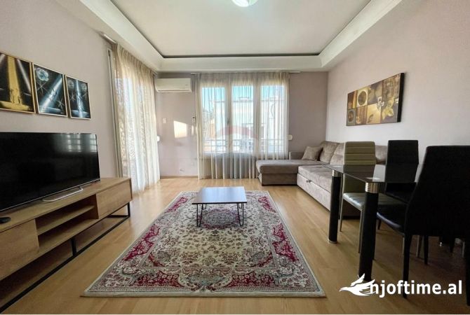Shtepi me qera 1+1 ne Tirane - 800 Euro