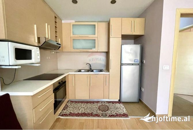 Shtepi me qera Apartament ne Tirane, 1+1, Mobilimi E mobiluar, Pagesa 800  Euro.