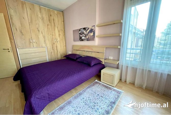 Shtepi me qera Apartament ne Tirane, 1+1, Mobilimi E mobiluar, Pagesa 800  Euro.