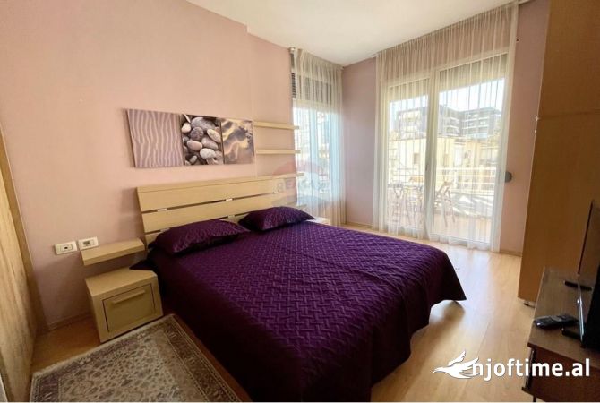 Shtepi me qera Apartament ne Tirane, 1+1, Mobilimi E mobiluar, Pagesa 800  Euro.