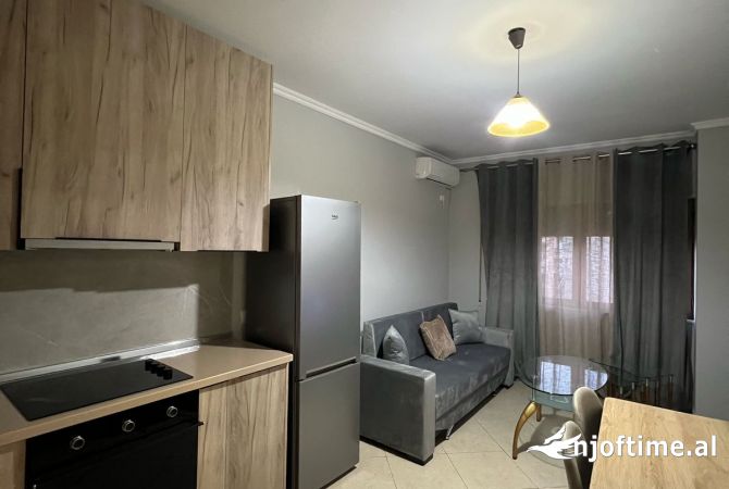 Jepet Me Qera Apartament 2+1 ne Myslym Shyr 