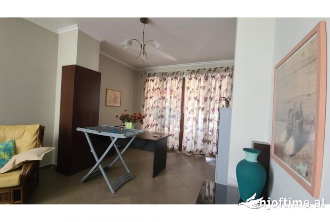 Shtepi me qera 1+1 ne Tirane - 600 Euro