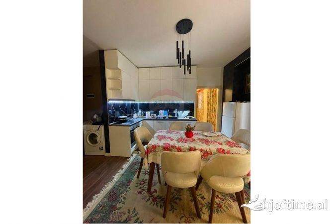 Shtepi ne shitje 1+1 ne Tirane - 145,000 Euro