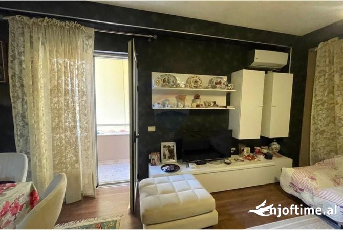 Shtepi ne shitje 1+1 ne Tirane - 145,000 Euro