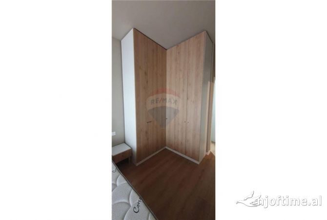 Shtepi me qera Apartament ne Tirane, 2+1, Mobilimi E mobiluar, Pagesa 700  Euro.