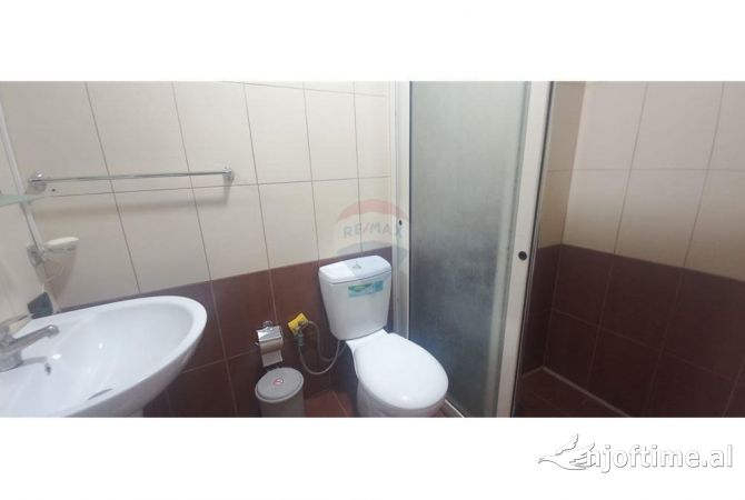 Shtepi me qera Apartament ne Tirane, 1+1, Mobilimi E mobiluar, Pagesa 600  Euro.