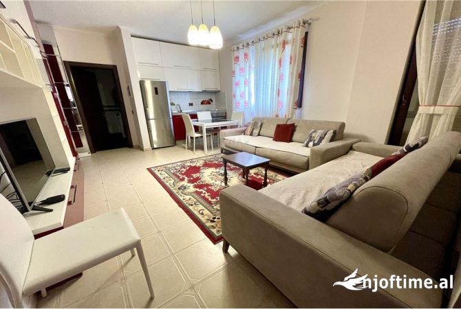 Shtepi me qera 1+1 ne Tirane - 500 Euro