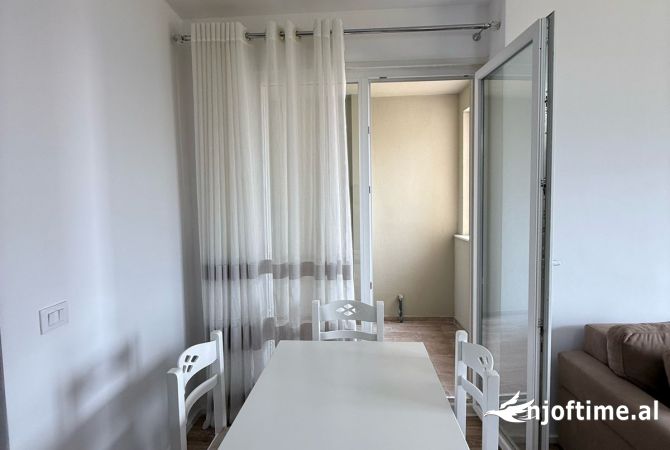 Shtepi me qera 1+1 ne Tirane - 450 Euro