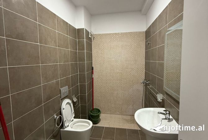 Shtepi me qera 1+1 ne Tirane - 450 Euro