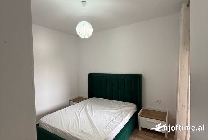 Shtepi me qera Apartament ne Tirane, 1+1, Mobilimi E mobiluar, Pagesa 450  Euro.