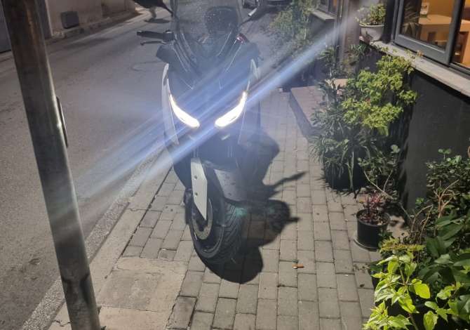 Moto e Scooter in vendita  a Tirana - 4,500 Euro