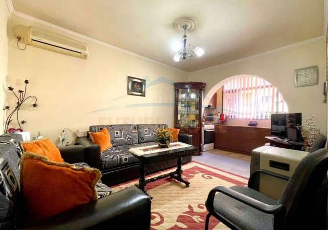 Shtepi me qera 3+1 ne Tirane - 1,000 Euro