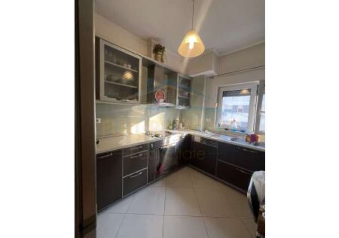 Shtepi ne shitje 2+1 ne Tirane - 154,000 Euro