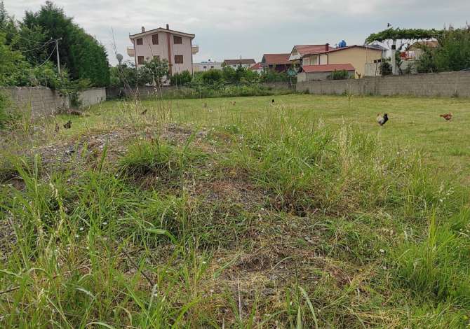 Truall ose Toke ne Tirane - 130,000 Euro