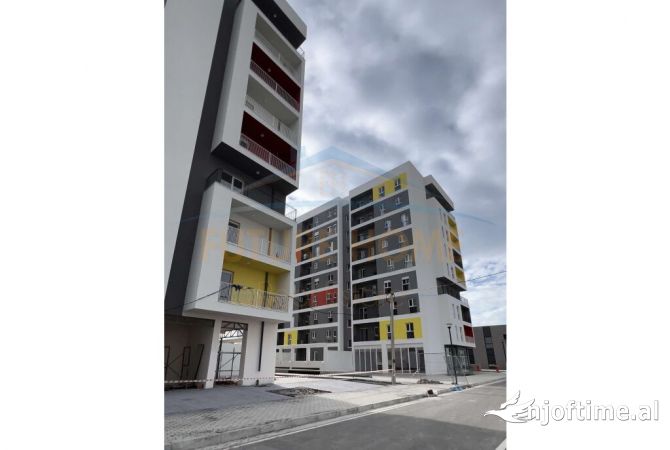 Shitet, Ambient Biznesi, Univers City, Qtu.UNA45039