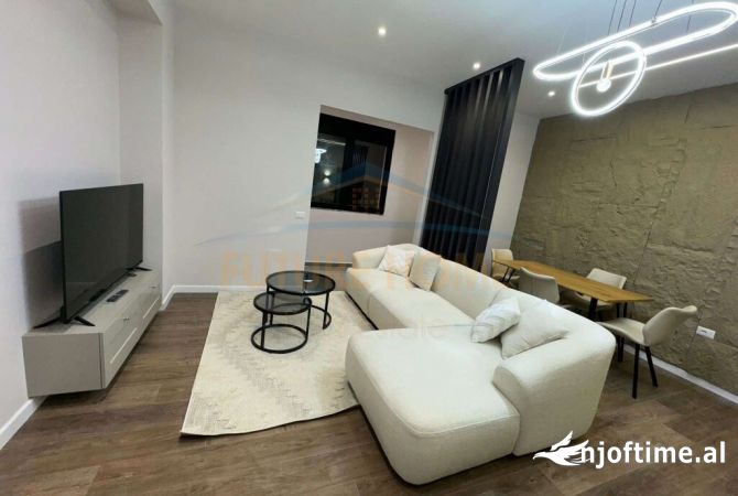 Shtepi me qera 1+1 ne Tirane - 700 Euro