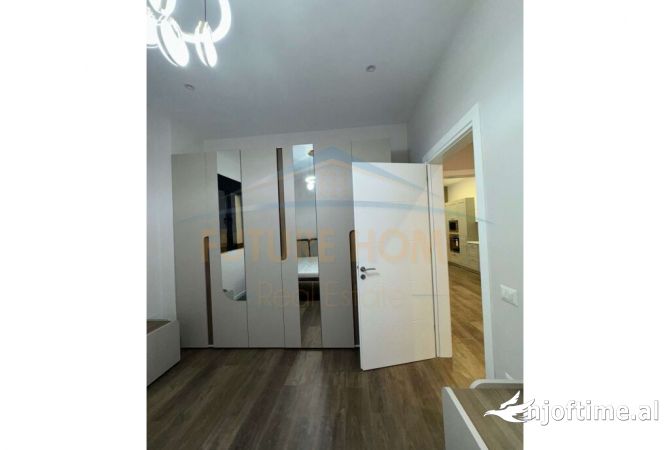 Shtepi me qera Apartament ne Tirane, 1+1, Mobilimi E mobiluar, Pagesa 700  Euro.