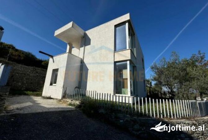 Casa in vendita 3+1 a Tirana - 350,000 Euro