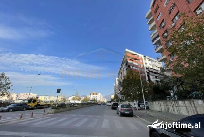 Ambient biznesi me qera 1+1 ne Tirane - 1,000 Euro