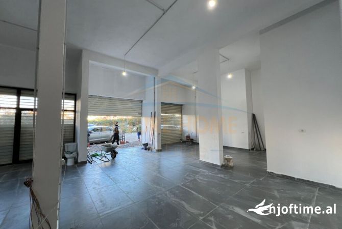 Qera, Ambient Biznesi, Fusha e Aviacionit.   UNA47500   