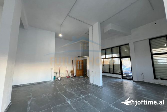 Ambient biznesi me qera 1+1 ne Tirane - 800 Euro
