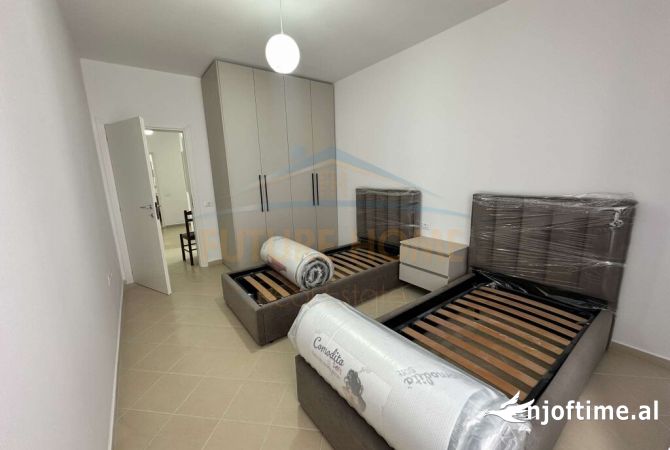 Shtepi me qera Apartament ne Tirane, 2+1, Mobilimi E mobiluar, Pagesa 500  Euro.