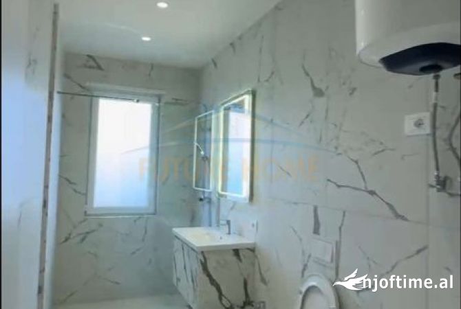 Shtepi me qera 2+1 ne Tirane - 450 Euro