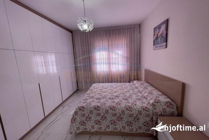 Shtepi me qera 2+1 ne Tirane - 850 Euro