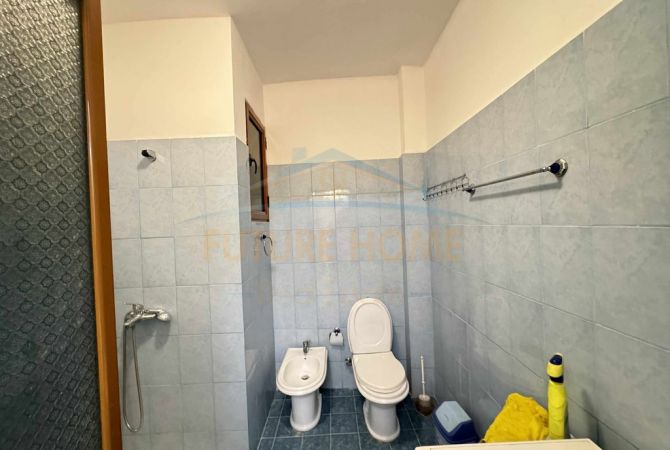 Shtepi ne shitje Apartament ne Tirane, 1+1, Mobilimi E mobiluar, Pagesa 79,000  Euro.